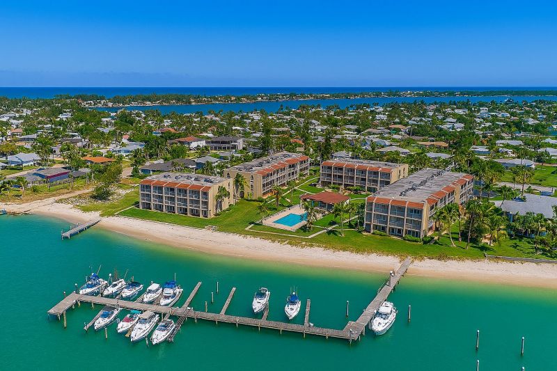 Best Bathroom Remodeling pros in Fort Pierce, FL